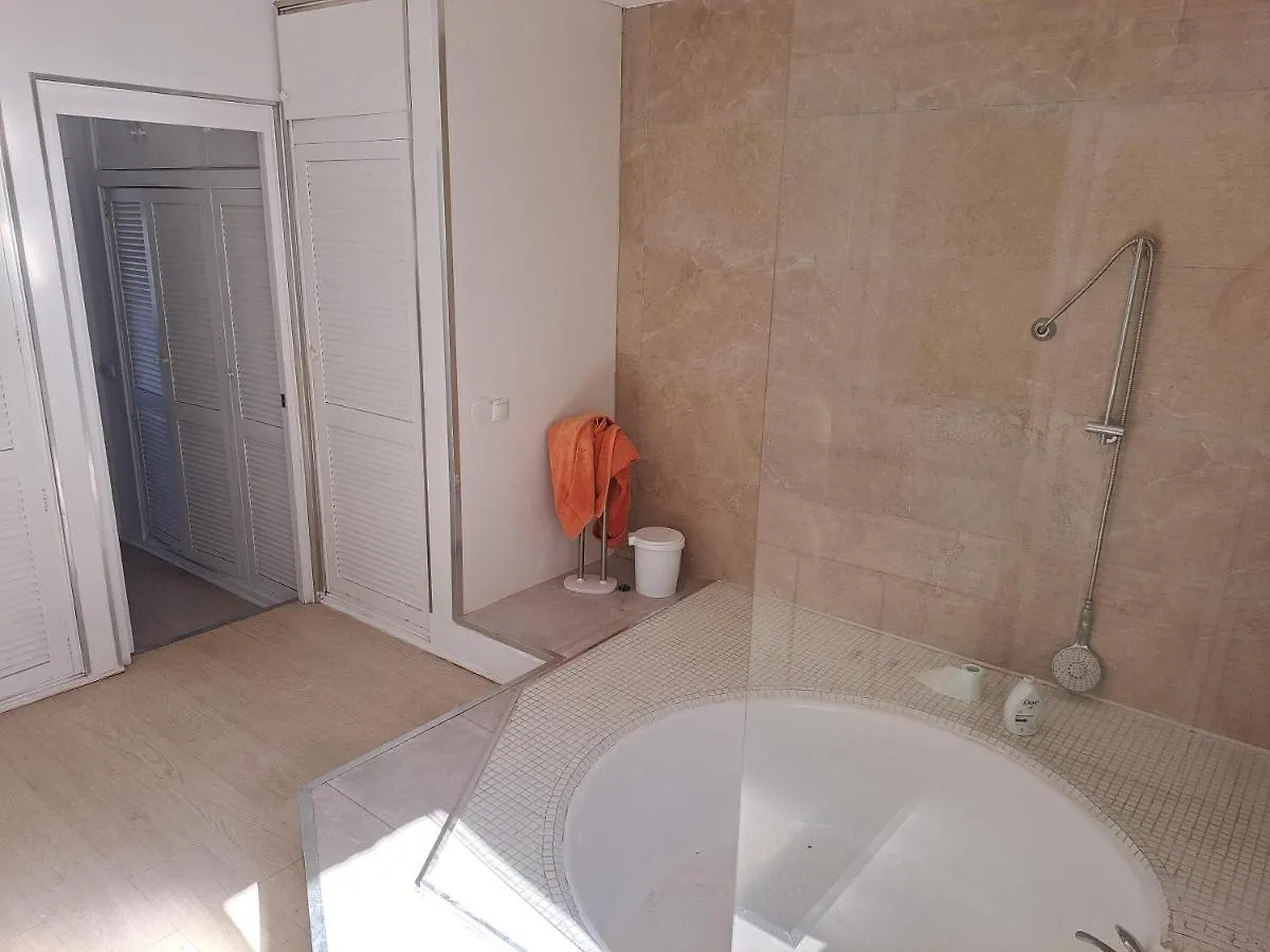 Private Suites In Huge Penthouse 1St Line Puerto Banus, Incredible Views, Jacuzzis Marbella 0*,  Spanje
