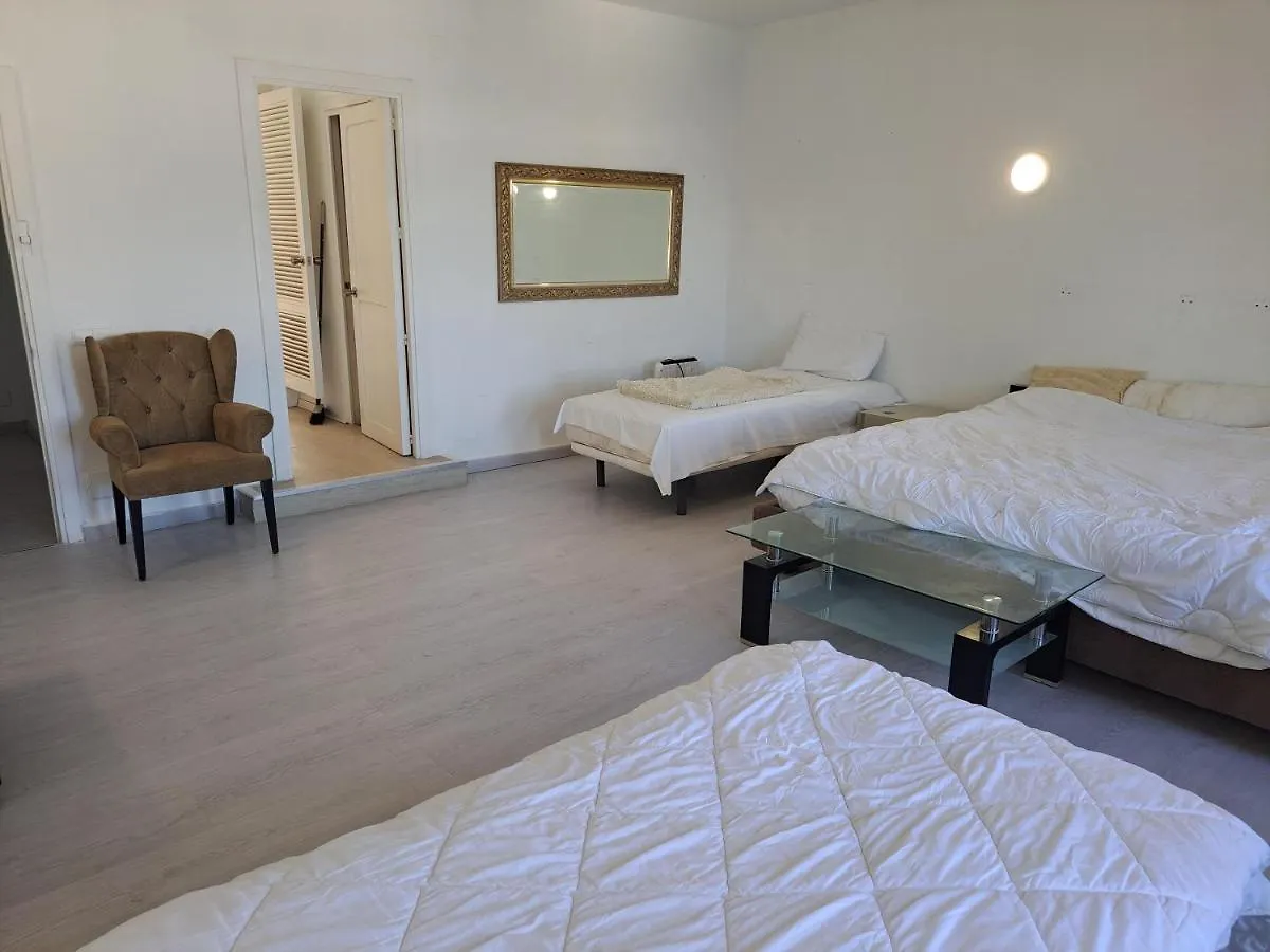 Private Suites In Huge Penthouse 1St Line Puerto Banus, Incredible Views, Jacuzzis Marbella Spanje