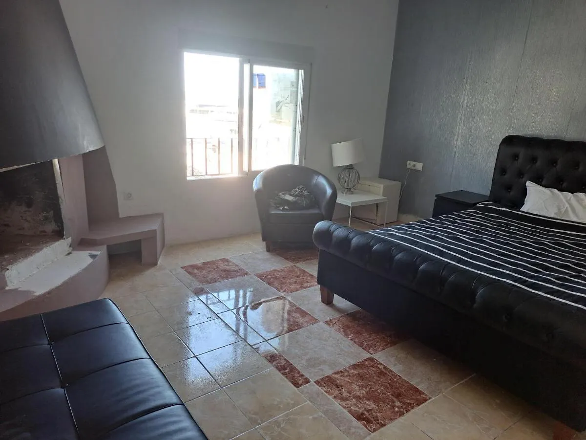 Accommodatie bij particulieren Private Suites In Huge Penthouse 1St Line Puerto Banus, Incredible Views, Jacuzzis Marbella